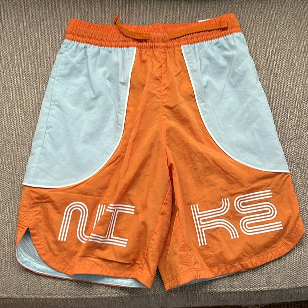 Nike Sportswear Big Kids (Boys) Woven Shorts